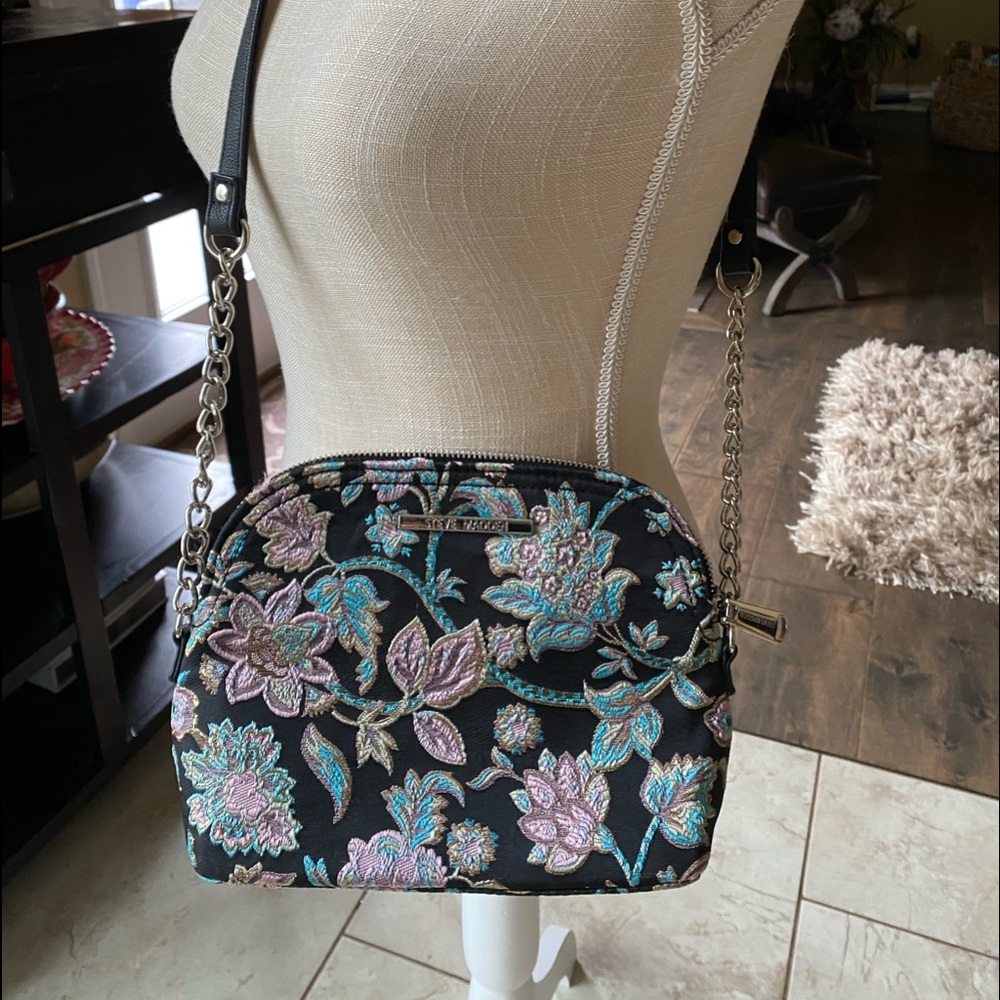 Steve Madden silk embroidered cross body purse.